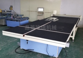 全自動玻璃切割機+掰片台JLQG-2620型