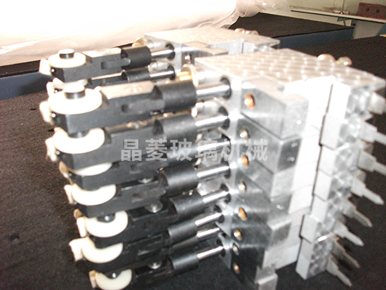 玻璃鋼化爐廠家 玻璃鋼(gāng)化(huà)爐廠家